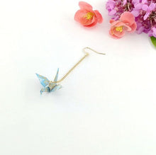 Load image into Gallery viewer, 8Seasons 1 PC Origami Women Drop Earrings Ethnic Washi Japanese Paper Crane Pendant Romantic Party Accessories Charms Gift