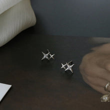 Load image into Gallery viewer, South Korea Earrings Temperament Earrings New It Girl Earrings Long Cold Wind Simple Autumn and Winter er shi pin