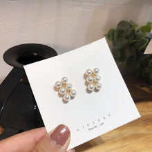 Load image into Gallery viewer, South Korea Earrings Temperament Earrings New It Girl Earrings Long Cold Wind Simple Autumn and Winter er shi pin