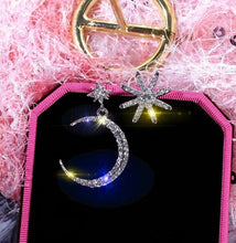 Load image into Gallery viewer, New Asymmetrical Star Moon Earrings Women Fashion Korean Temperament Earring Long Personality Ear Jewelry Exquisite Earrings