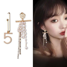 Load image into Gallery viewer, New Asymmetrical Star Moon Earrings Women Fashion Korean Temperament Earring Long Personality Ear Jewelry Exquisite Earrings