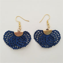 Load image into Gallery viewer, New Korean Style fan-shaped Grid Flower Stud Earrings For Women Fashion Summer Accessories Elegant Sweet
