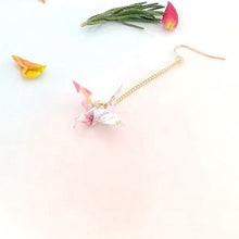 Load image into Gallery viewer, 8Seasons 1 PC Origami Women Drop Earrings Ethnic Washi Japanese Paper Crane Pendant Romantic Party Accessories Charms Gift
