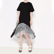 Load image into Gallery viewer, [EAM] 2020 New Spring Autumn Round Neck Long Sleeve Black Hem Mesh Irregular Striped Loose Dress Women Fashion Tide HAA3
