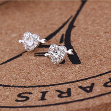 Load image into Gallery viewer, Women Exquisite Small Stud Earrings Crystal Simlated Pearl Earring For Women Fashion Jewelry pendientes Oorbellen Brincos
