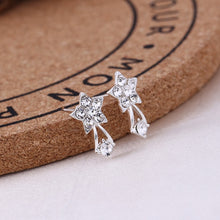 Load image into Gallery viewer, Women Exquisite Small Stud Earrings Crystal Simlated Pearl Earring For Women Fashion Jewelry pendientes Oorbellen Brincos
