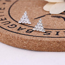 Load image into Gallery viewer, Women Exquisite Small Stud Earrings Crystal Simlated Pearl Earring For Women Fashion Jewelry pendientes Oorbellen Brincos
