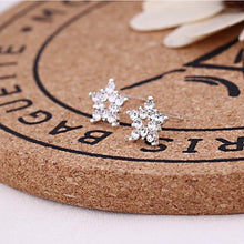 Load image into Gallery viewer, Women Exquisite Small Stud Earrings Crystal Simlated Pearl Earring For Women Fashion Jewelry pendientes Oorbellen Brincos
