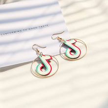 Load image into Gallery viewer, Personality Acrylic Note Dangle Dangle Earring Long Chain Stick Ear Drop For Girls Women Fashion Earrings Jewelry
