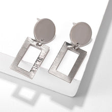 Load image into Gallery viewer, Simple fashion gold color Silver plated geometric big round Clip earrings for women fashion big hollow Ear clip jewelry
