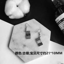 Load image into Gallery viewer, Punk Cheap Sliver Handcuffs Blade Gun Drop Earrings Creativity Jewelry Accessories Women Simple Fashion Cool Wholesale Pistols
