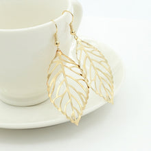 Load image into Gallery viewer, 2020 Pendientes Mujer new fashion temperament wholesale jewelry hollow metal leaf ladies long fashion temperament earrings
