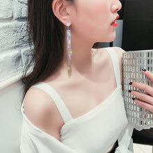 Load image into Gallery viewer, South Korea Earrings Temperament Earrings New It Girl Earrings Long Cold Wind Simple Autumn and Winter er shi pin
