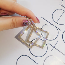 Load image into Gallery viewer, South Korea Earrings Temperament Earrings New It Girl Earrings Long Cold Wind Simple Autumn and Winter er shi pin
