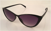 Load image into Gallery viewer, Classic oval Cat eye sunglasses
